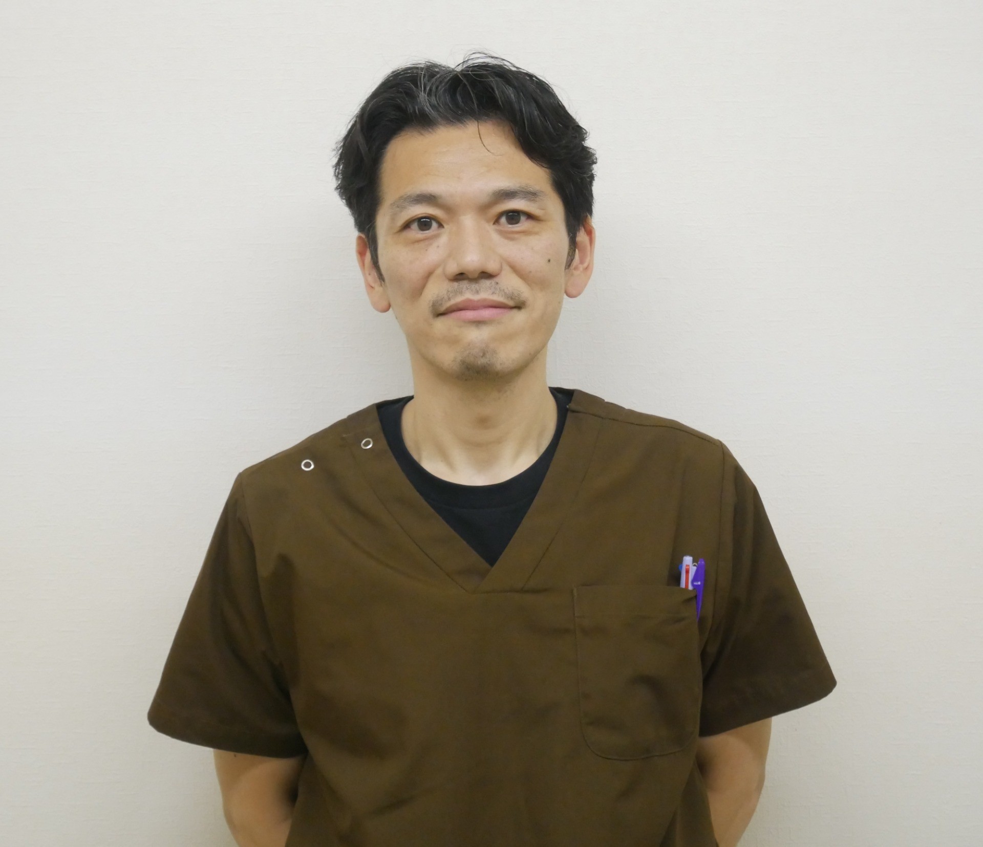 関節外科担当　スポーツ整形外科副部長南 貴雄