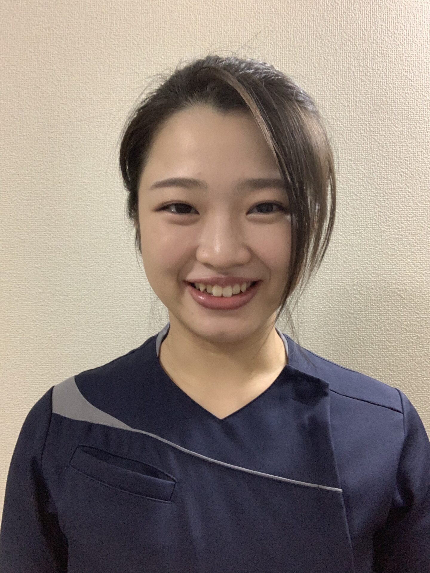 上田　涼奈